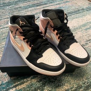 white arctic oramge air jordan 1 mid